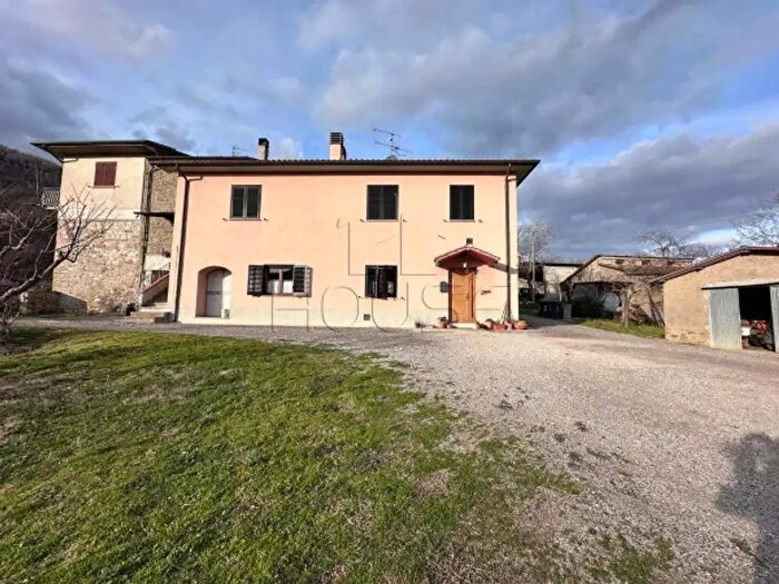 Appartamento quadrilocale in vendita in Morra Città di Castello Perugia Umbria Italia, Citta' Di Castello