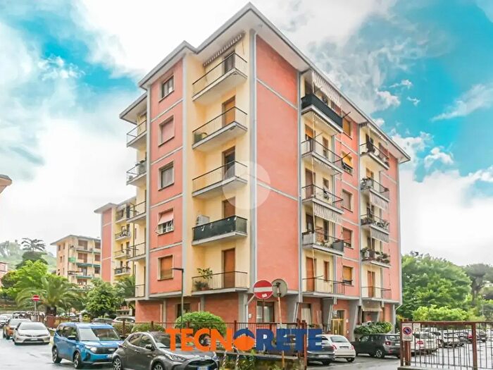 Appartamento quadrilocale in vendita in Via Paolo Bentivoglio, La Spezia