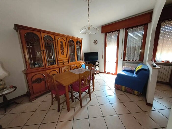 Appartamento quadrilocale in vendita in Via Giovanni XXIII, Fiorenzuola D'Arda