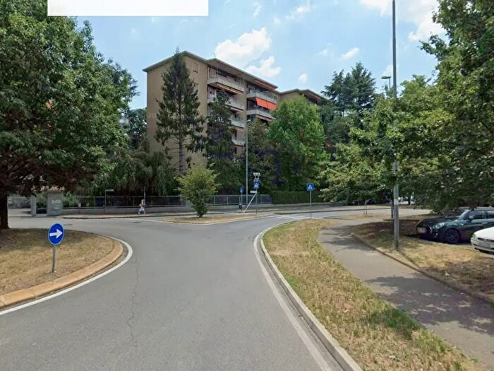 Appartamento trilocale in affitto in Via Pitagora, Monza