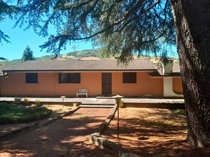 Appartamento trilocale in vendita in Strada Statale di Valle Trebbia, Travo