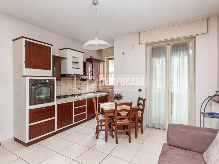 Appartamento trilocale in vendita in Via Minghetti, Collegno