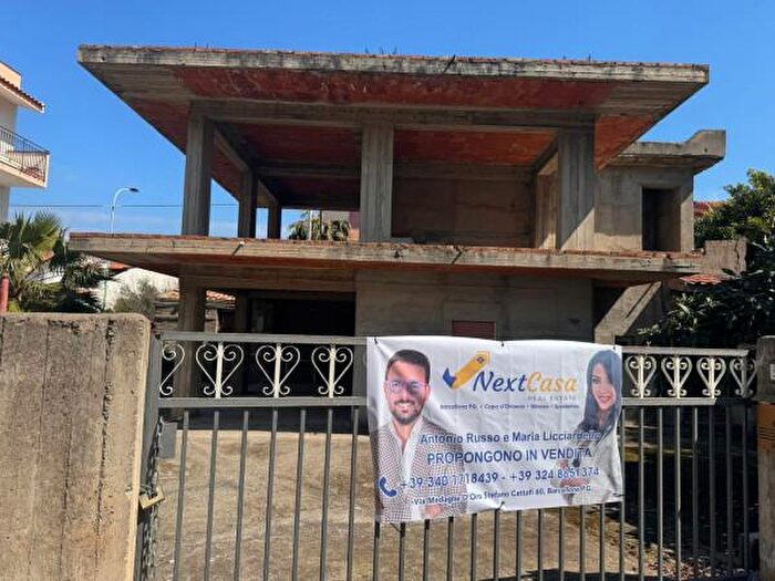 Casa con 6 locali in vendita in Via Tonnarella, Terme Vigliatore