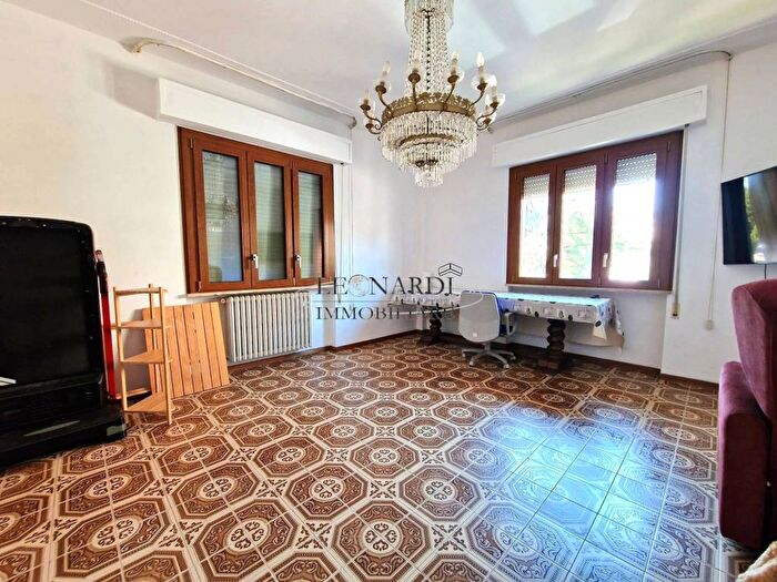 Appartamento con 5 locali in affitto in Sansepolcro