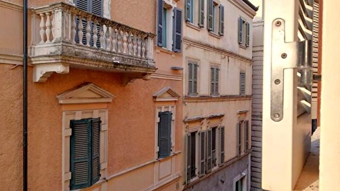 Appartamento bilocale in vendita in Via del Palazzaccio, Foligno