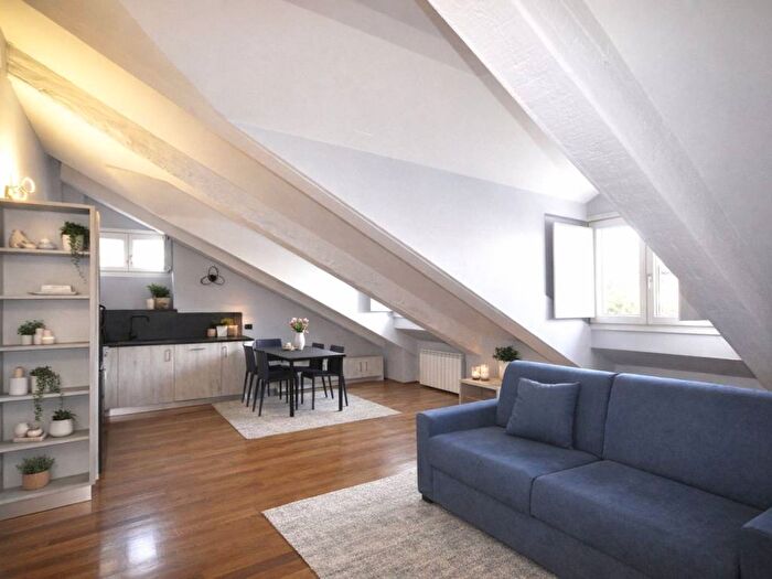 Casa bilocale in affitto in Via Mercanti, Quadrilatero Romano, Torino