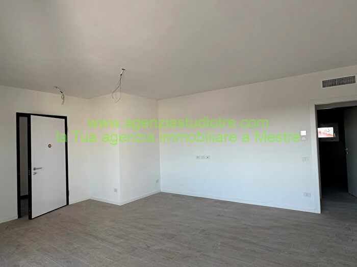 Appartamento con 5 locali in vendita in Via Belvedere, Casale Sul Sile