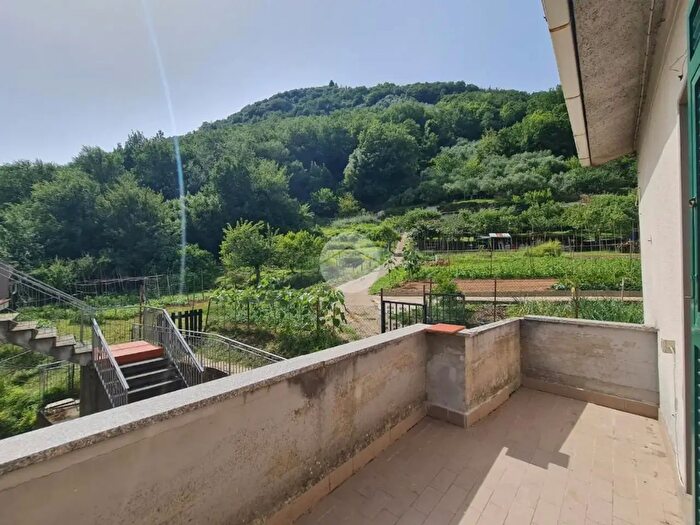 Casa quadrilocale in vendita in Via del Centro, Ricco Del Golfo Di Spezia