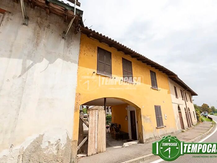 Appartamento trilocale in vendita in Via Armando Diaz, Casalpusterlengo