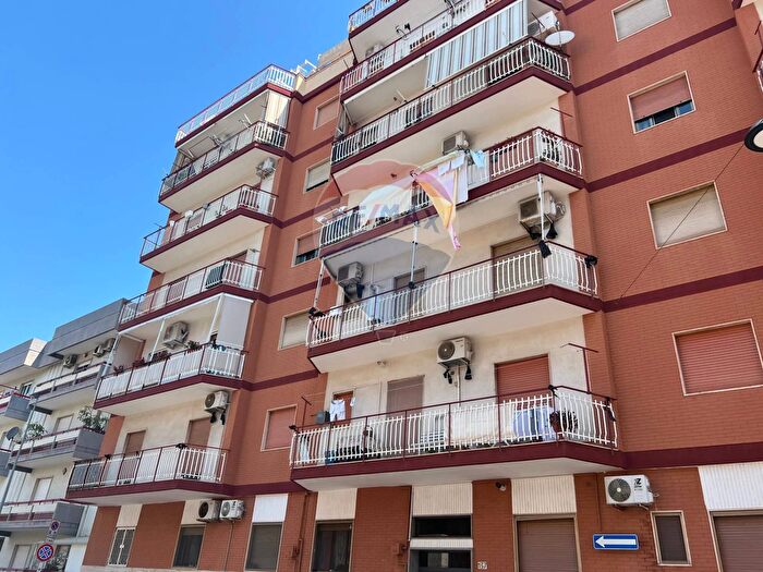 Appartamento con 5 locali in vendita in Monopoli