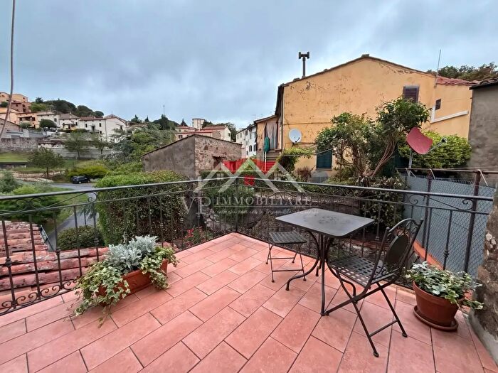 Appartamento quadrilocale in vendita in Pomarance