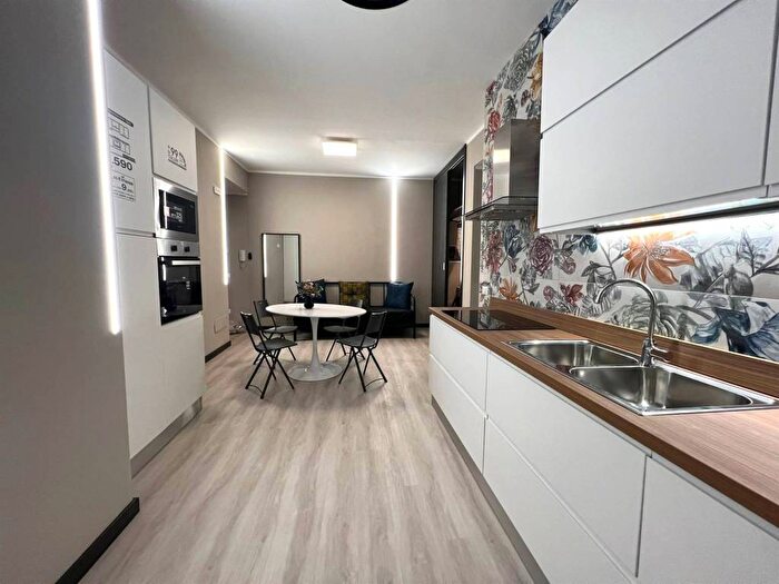 Appartamento quadrilocale in affitto in Catanzaro Lido, Catanzaro