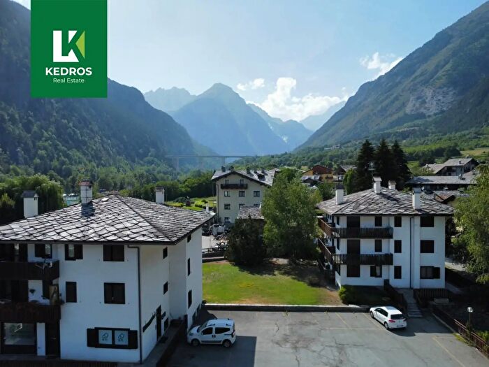 Appartamento bilocale in vendita in Strada Echely, Morgex