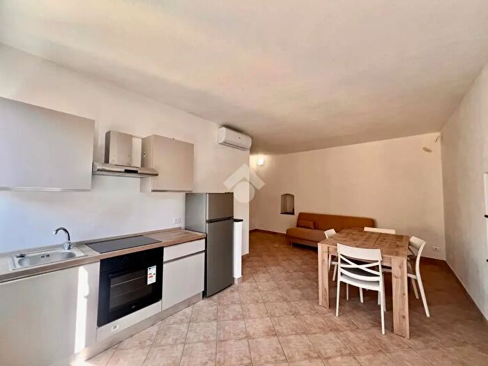 Appartamento bilocale in vendita in Vico Bonora, Finale Ligure