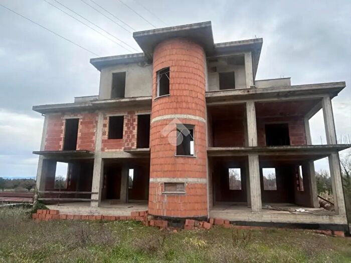 Appartamento quadrilocale in vendita in Via Lenin, Marsciano