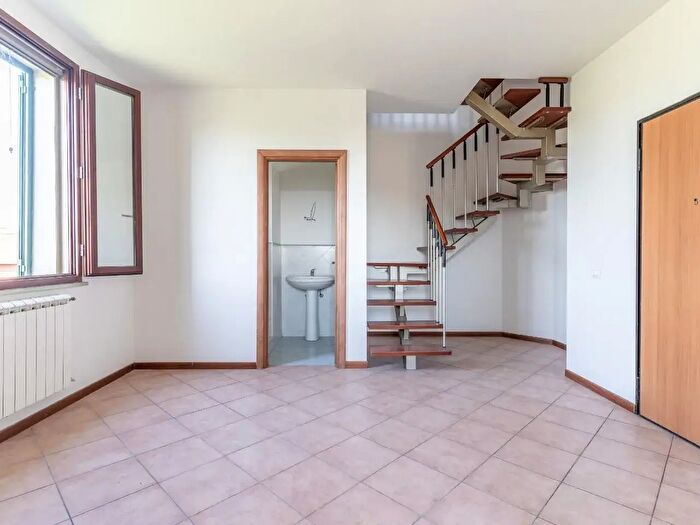 Appartamento bilocale in vendita in Alvador Allende, Santa Croce SullArno