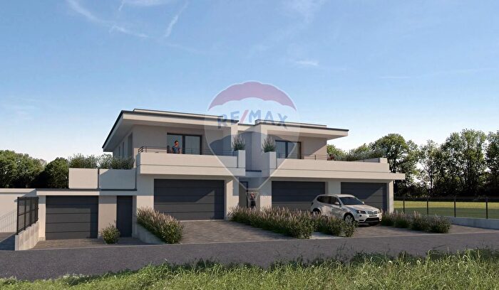 Appartamento trilocale in vendita in Via Montegrappa Snc, Cassano Magnago