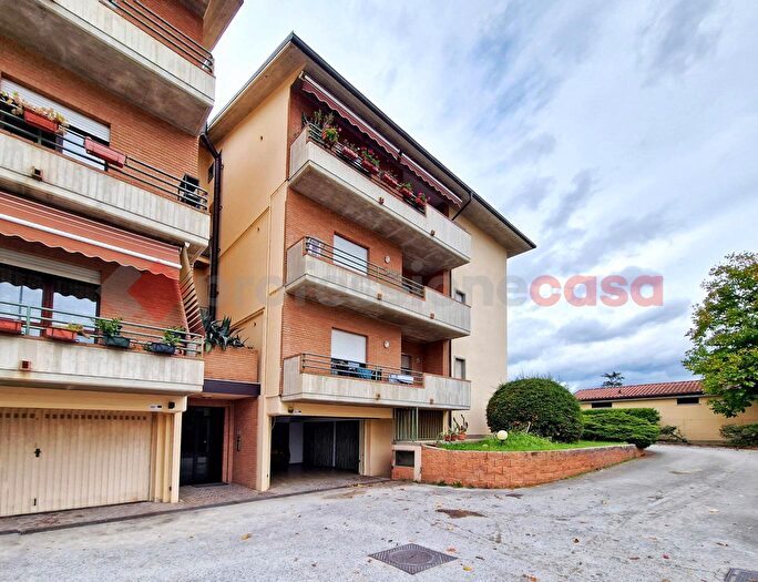 Appartamento quadrilocale in vendita in Via della Mulinella, L'Aquila