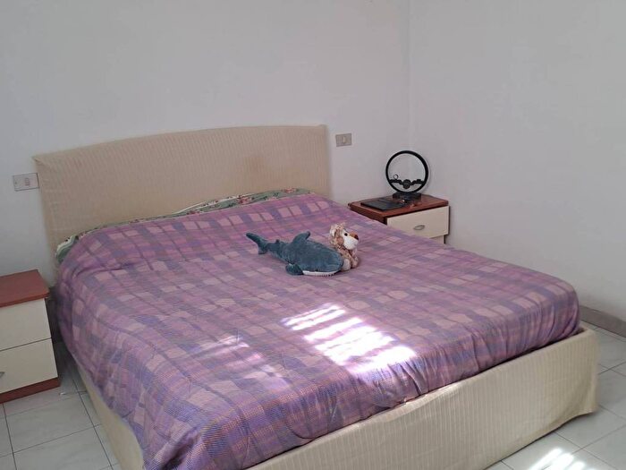 Appartamento trilocale in affitto in Largo Esperanto, Landi, Pisa