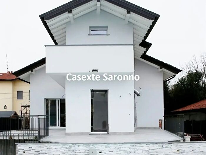 Casa con 5 locali in vendita in Via Mameli, Arsago Seprio