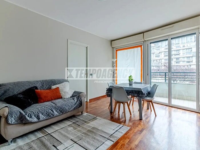 Appartamento bilocale in affitto in Via Bruno Cassinari, Milano