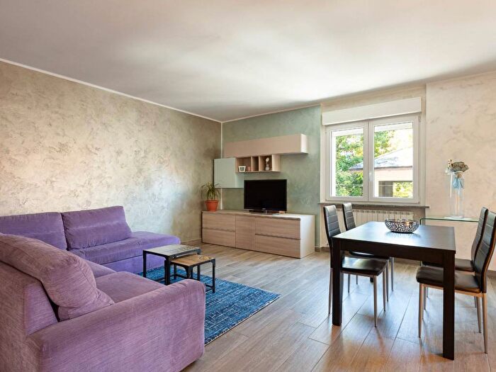 Appartamento con 5 locali in affitto in Via Roma, Centro, Arona