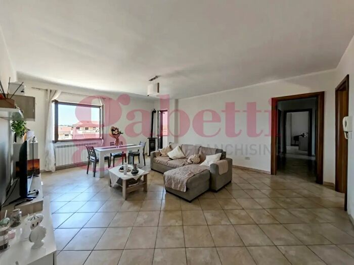 Appartamento con 5 locali in vendita in Via Scafa Snc, Telese Terme