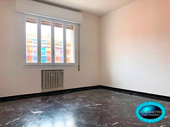 Appartamento trilocale in affitto in Via Ferrarese, Bolognina, Bologna