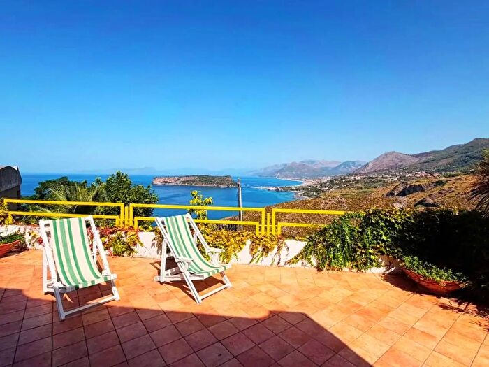 Appartamento quadrilocale in vendita in Piccolo Paradiso, San Nicola Arcella