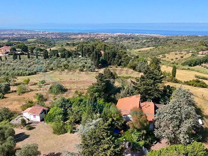 Casa con 5 locali in vendita in Località La Maestà b, Rosignano Marittimo
