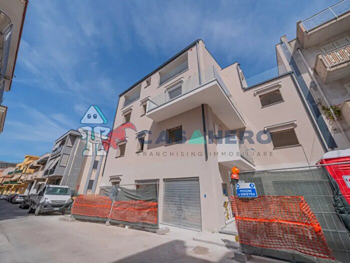 Appartamento quadrilocale in vendita in Via Palmiro Togliatti, Bagheria