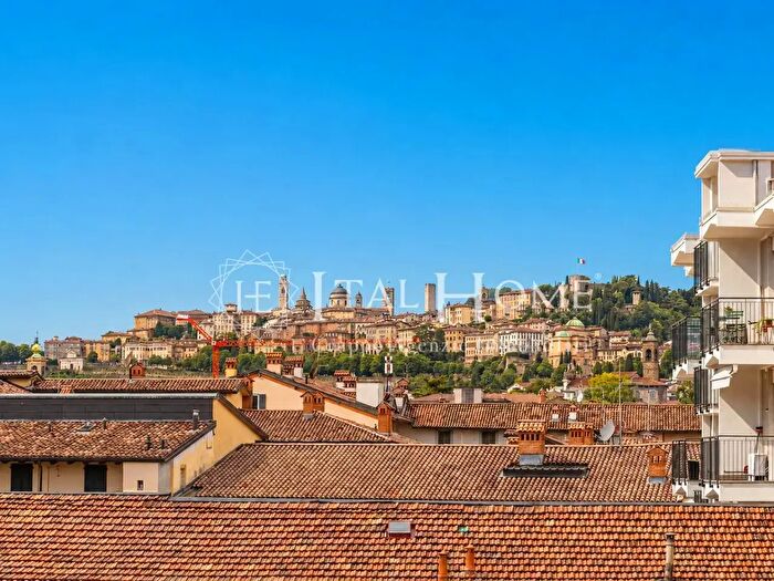 Appartamento bilocale in vendita in Piazza S Anna, Bergamo