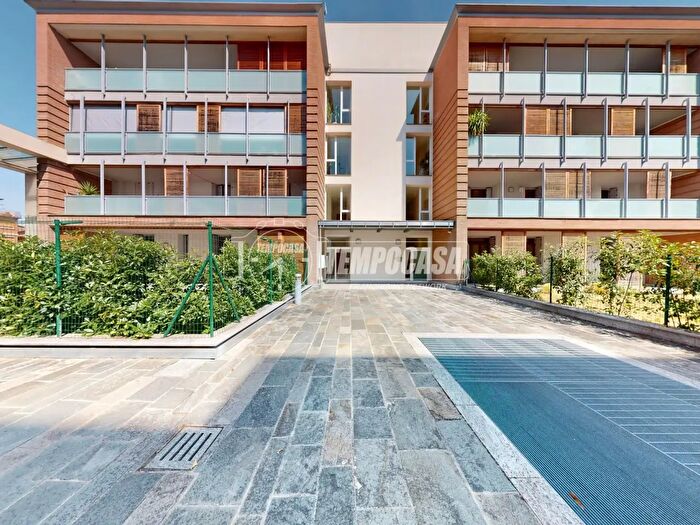 Appartamento trilocale in vendita in Viale Monte Grappa, Novellara