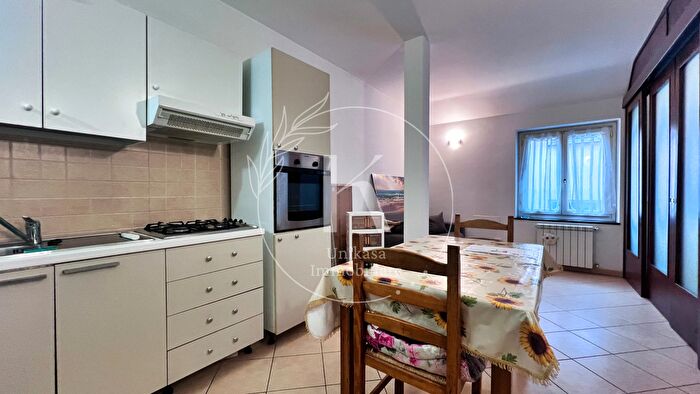 Appartamento bilocale in vendita in Via Ferdinando Isola, Albissola Marina