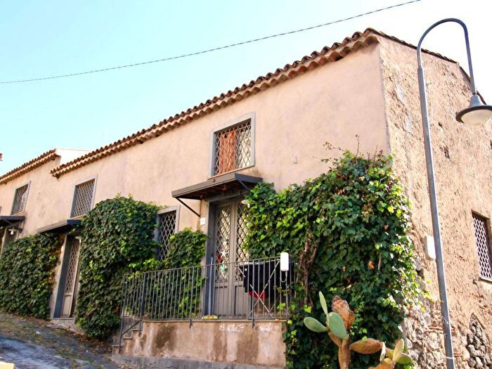 Appartamento trilocale in affitto in Via Nissoria, Santa Caterina Santa Maria delle Grazie Capomulini, Acireale