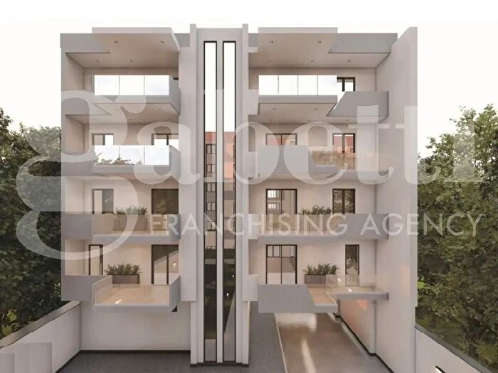 Appartamento trilocale in vendita in Via Biancardi, Frattamaggiore