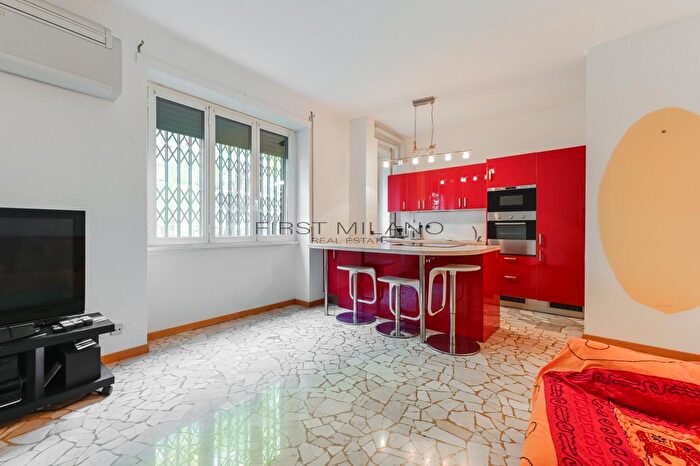 Appartamento bilocale in vendita in Via Cagliero, Milano
