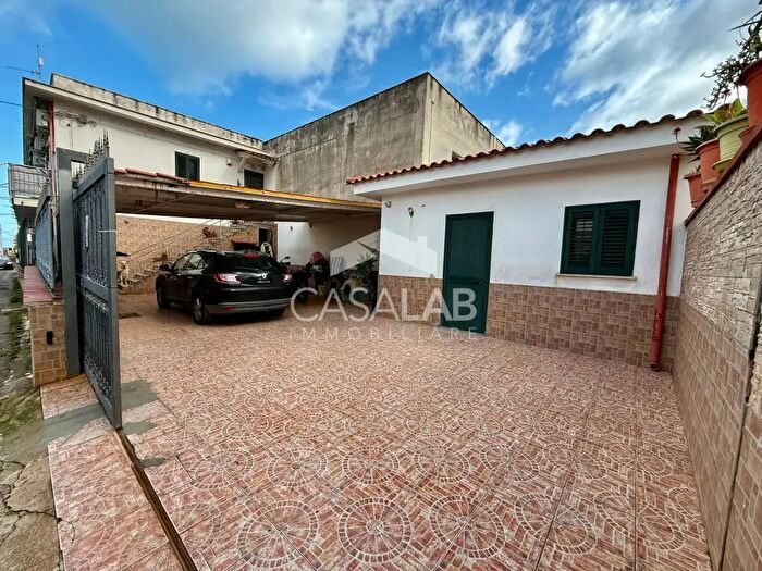 Appartamento quadrilocale in vendita in Via Magellano Snc, Carini