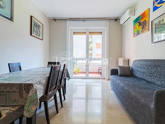 Appartamento bilocale in vendita in Via Verbano B, Milano