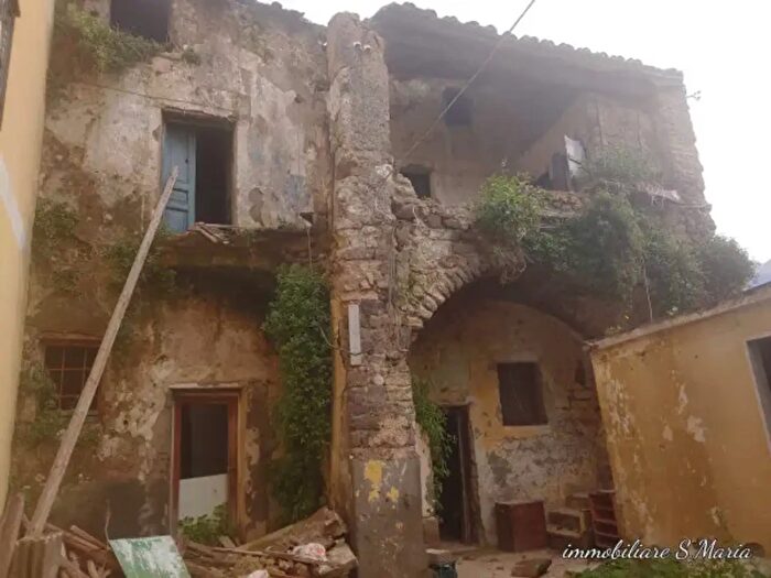 Casa con 6 locali in vendita in Via Caprile, Gragnano