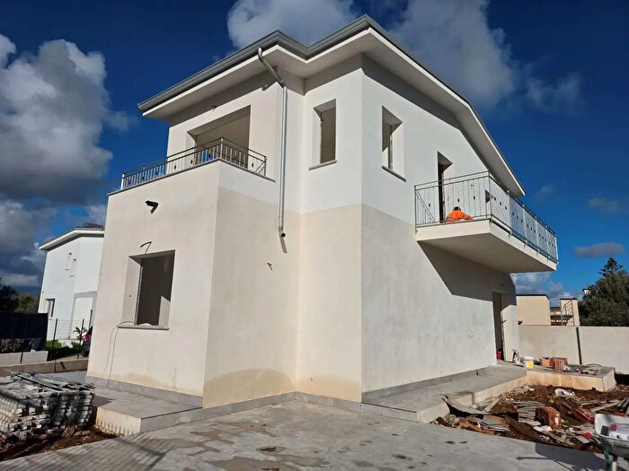 Casa con 5 locali in vendita in Via Giummari, Carini