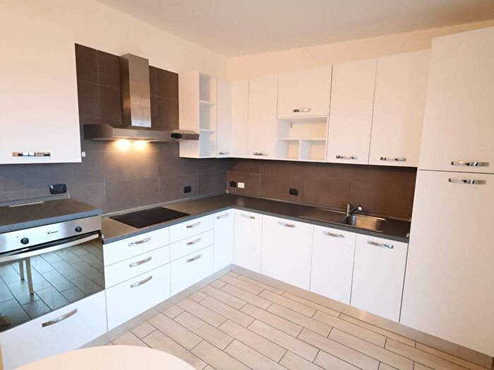 Appartamento trilocale in affitto in Via Brianza, Santa Margherita Aliprandi, Lissone