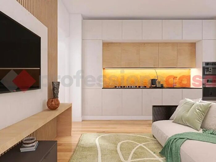 Appartamento quadrilocale in vendita in Via Calabria, Pisa