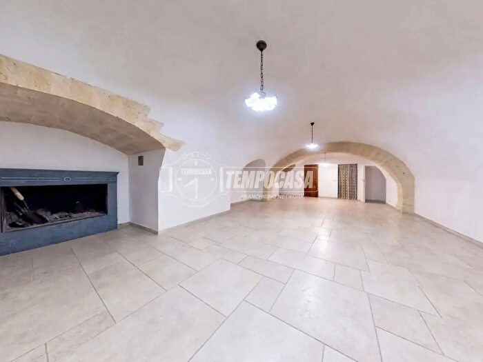 Casa trilocale in vendita in Via Galileo Galilei, Triggiano