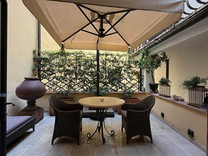 Appartamento monolocale in affitto in Ponte Vecchio Pitti, Firenze