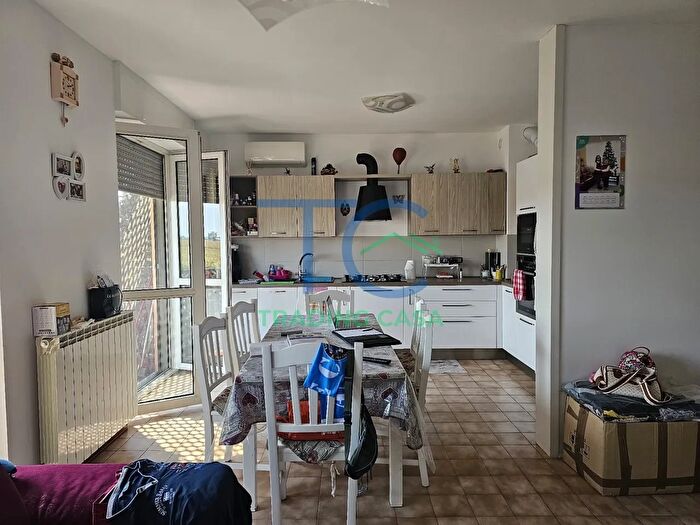 Appartamento trilocale in vendita in Via Giuseppe Turbini, Piacenza