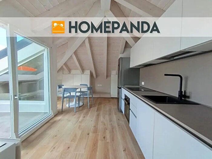 Appartamento con 5 locali in vendita in Via Accinelli, Varazze