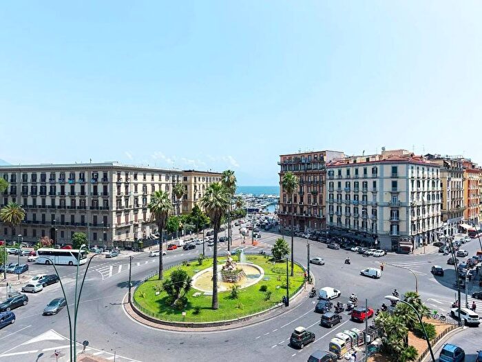 Appartamento bilocale in affitto in Piazza Sannazaro, Mergellina Piedigrotta, Napoli