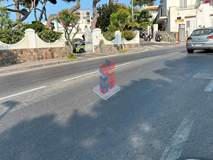 Appartamento quadrilocale in vendita in Ischia Casamicciola Terme, Casamicciola Terme