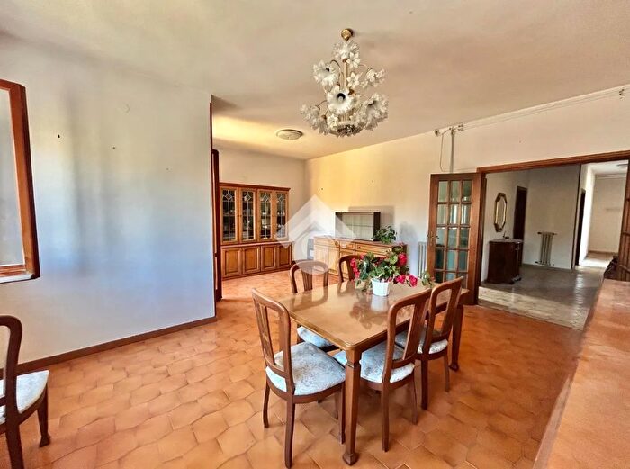 Appartamento con 7 locali in vendita in Corso Caudino, Cervinara